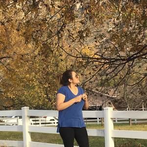 Meet your Posher, Consuelo